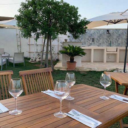 Masseria Capece Bed & Breakfast Uggiano La Chiesa Εξωτερικό φωτογραφία