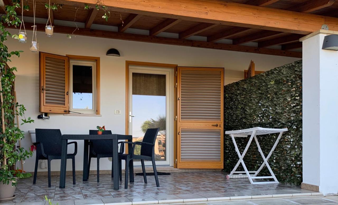 Masseria Capece Bed & Breakfast Uggiano La Chiesa Εξωτερικό φωτογραφία