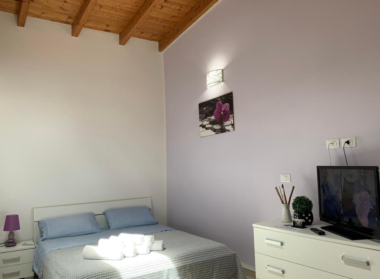 Masseria Capece Bed & Breakfast Uggiano La Chiesa Εξωτερικό φωτογραφία