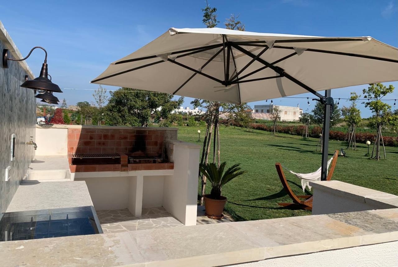 Masseria Capece Bed & Breakfast Uggiano La Chiesa Εξωτερικό φωτογραφία