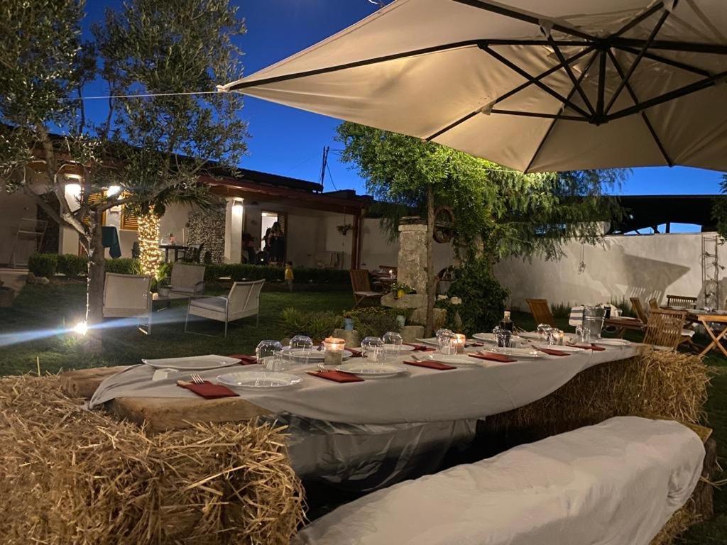 Masseria Capece Bed & Breakfast Uggiano La Chiesa Εξωτερικό φωτογραφία